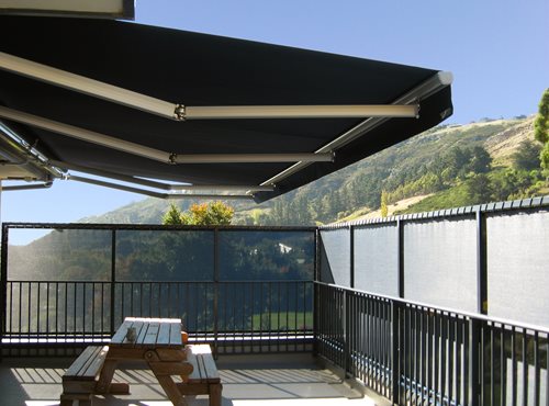Euro Retractable Awning